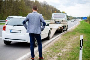 Auto mit Wildschaden verkaufen - Defektes Auto vor Ort verkaufen